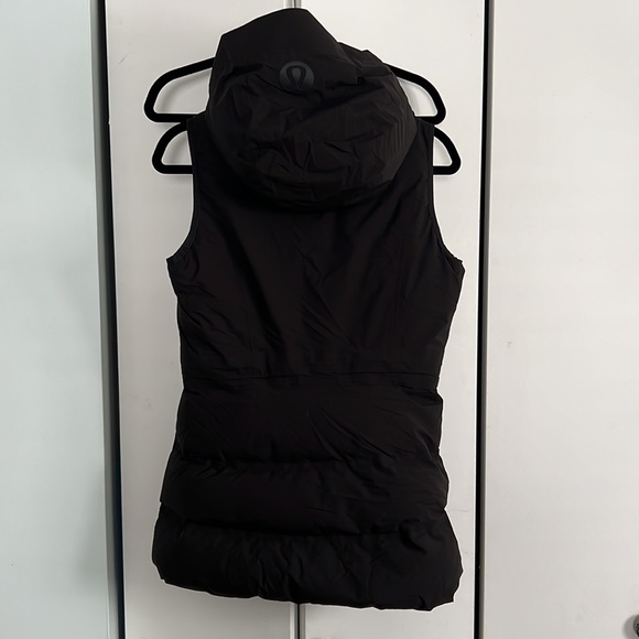 Lululemon Sleet Street Vest - Picture 2 of 2
